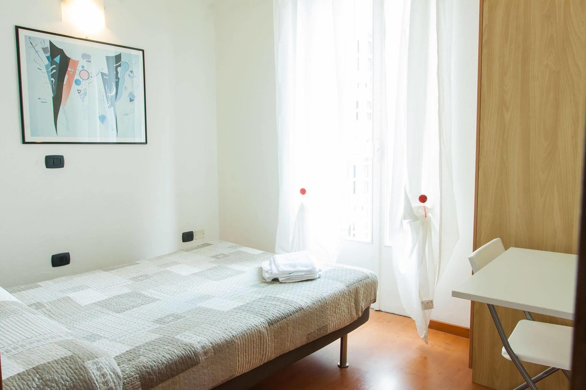 Alloggio Cavour Ferrare Extérieur photo